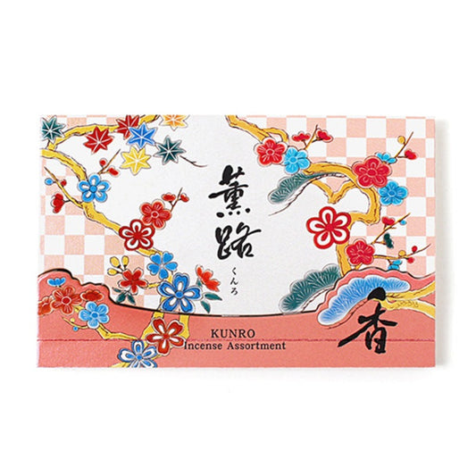 「薫路 5種の香り アソートメント 25本入り(5種各5本) スティック型」日本の四季の移ろい、そこに流れる静かな時間、漂う風や風景を5種類の香りで表現しました。