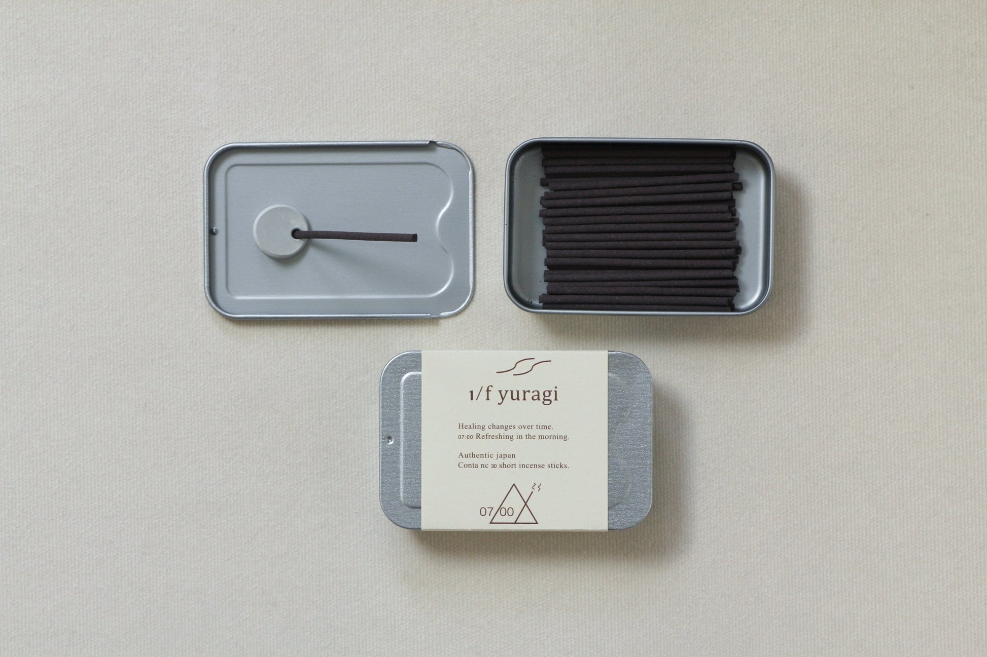1/f yuragi incense 7:00 （1/ｆゆらぎ） スライドケースの裏面にお香立てを置き、お香を立ててお使いください。